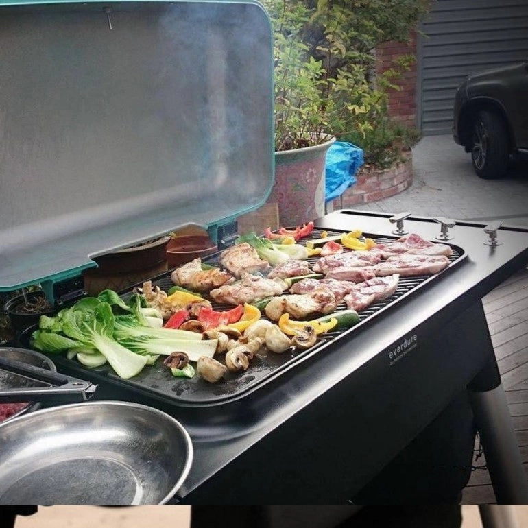 Everdure FURNACE™ barbecue a gas di Everdure by Heston Blumenthal
