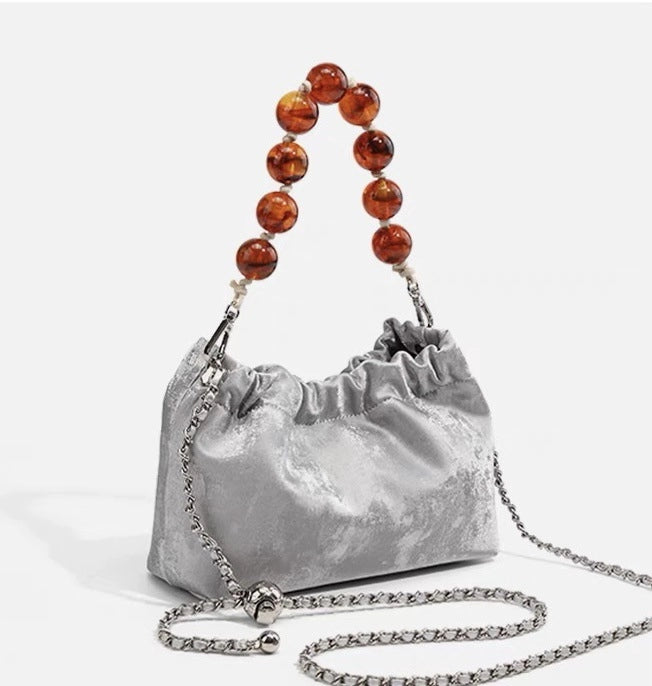 Borse a tracolla grandi e alla moda in vera pelle, colore argento.