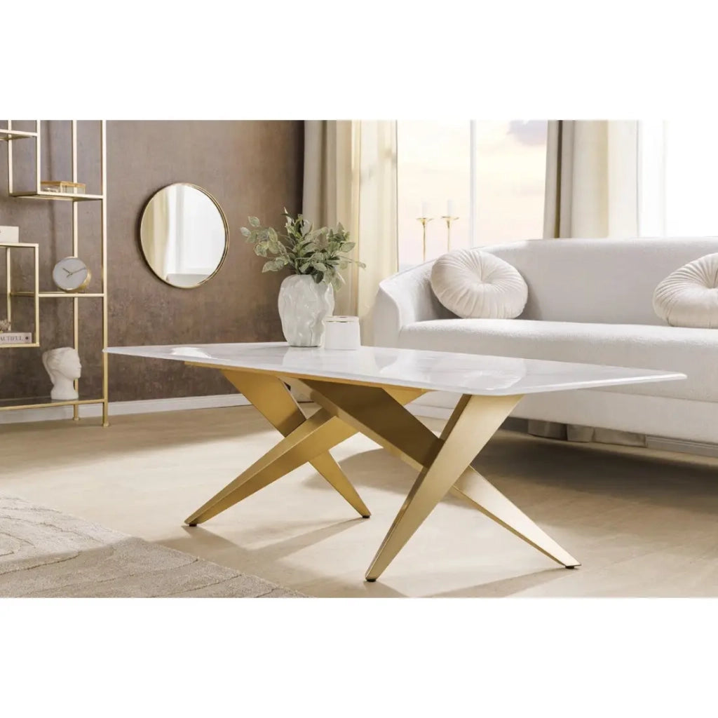 Tavolino AXIS 130 cm effetto marmo bianco con gambe dorate