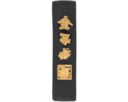 Inktsblocco artigianale per calligrafia cinese e giapponese e pittura ad olio effetto fumo

Modello: 
Inchi: 22 x 14 x 3
Peso: 0,35 kg
Materiale: legno
Inchi: 22 x 14 x 3
Peso: 0,35 kg
Materiale: legno