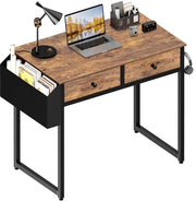 Scrivania per Computer - 81 cm - Scrivania con 2 Prese - Coloratura in Legno Rustico - Tavolo di Studio - Adatto per Piccole Stanze - Avviso di Sicurezza al Utilizzo - Scrivania da Scrivere