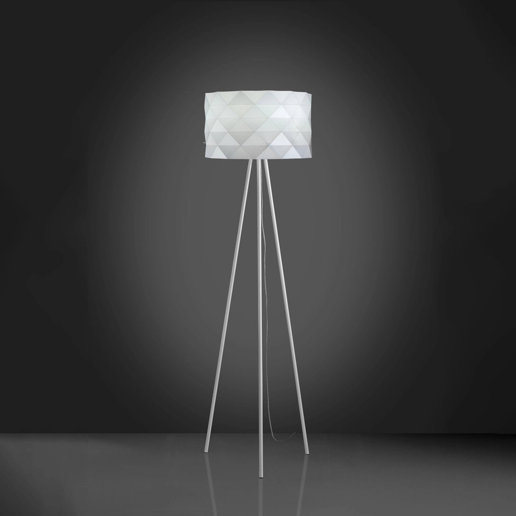 Piantana Moderna 3 Piediprisma Polilux ® Bianco E Metallo 1 Luce E27