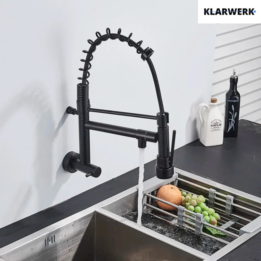 Björn | gastronomia rubinetto monoforo a parete per acqua fredda nero|rubinetto cucina professionale acciaio inox due docce|doppio lavello ristorante