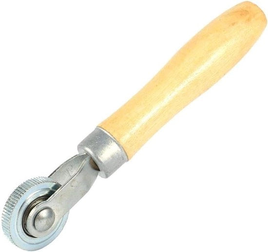 Kit di Riparazione Pneumatici Auto - Manico in Legno per Patch Band Reparazione - Incluso Kit di Buiarazione e Punturazione con Ruota e Kit di Sostituzione - Ideale per Riparazione Pneumatici e Banda Auto - Kit di Riparazione Pneumatici Efficiente