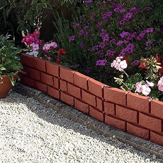 Decorazione di bordo per giardino in terracotta - finitura decorativa per prato