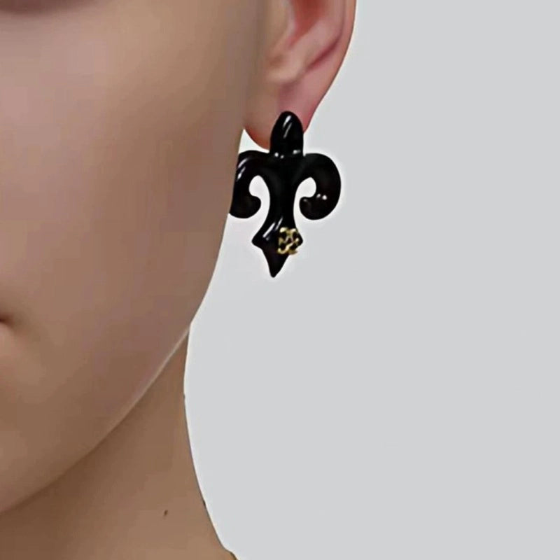 Orecchini a lobo 3D a forma di fiore di iris in smalto nero, di nicchia, lusso discreto, stile retr¨°.