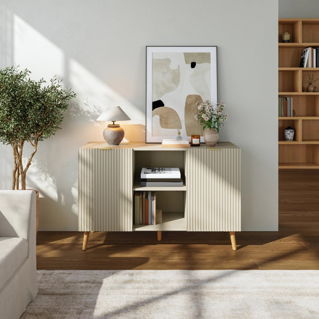 Credenza Nand Madia con 2 Ante Scanalate 120x40x76 cm color Sabbia [en.casa]