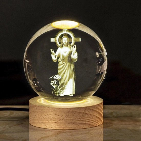 Lampada da Tavolo con Bollone di Cristallo Illuminato - Figura 3D di Gesù - Base in Legno - Decorazione Religiosa - Ideale come Regalo per il Natale