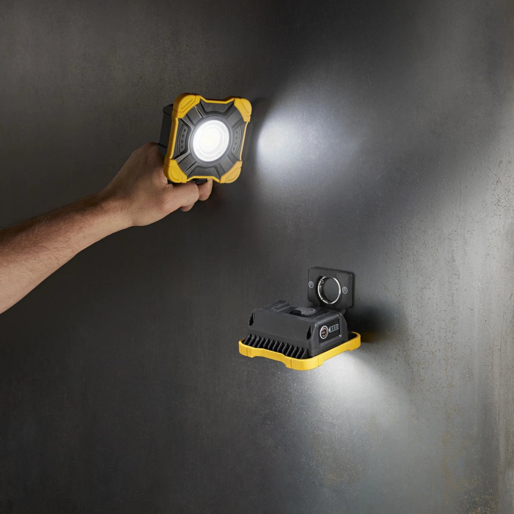 PROIETTORE PORTATILE LED BULL GIALLO E NERO 10W 1000LM 6500K DIMMERABILE CON BATTERIA 3,7V 2200mA IP54 10X10