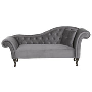 Chaise longue in velluto grigio con bottoni rivestimento trapuntato braccioli arrotolati a versione destra con cuscino