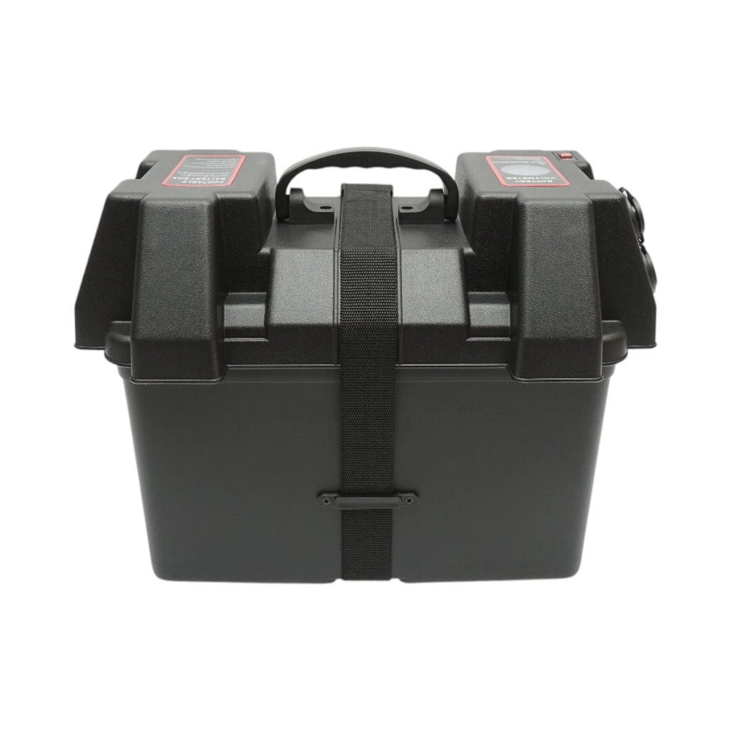 Scatola batteria auto 12 V con voltmetro DC 6–36 V, interruttore circuito 16 A, 2 prese accendisigari, display LCD, 2×USB, 340×195×200 mm.