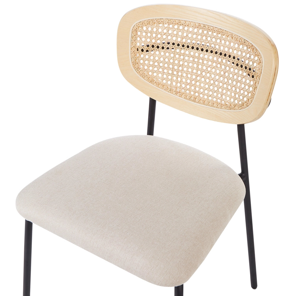 Set di 2 sedie da pranzo Rivestimento in poliestere beige chiaro Schienale in rattan naturale a treccia viennese Gambe in metallo nero Sgabelli senza braccioli