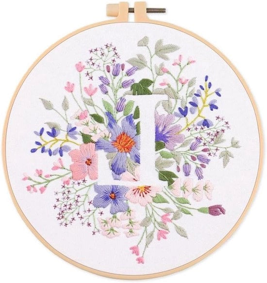 Set di cucito premium per principianti con disegno di fiori - kit di inizio per punto di croce inclusivo di forbici e istruzioni di cucito