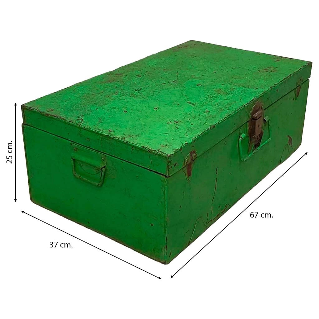 Valigia artigianale in metallo, 67x37x25h cm