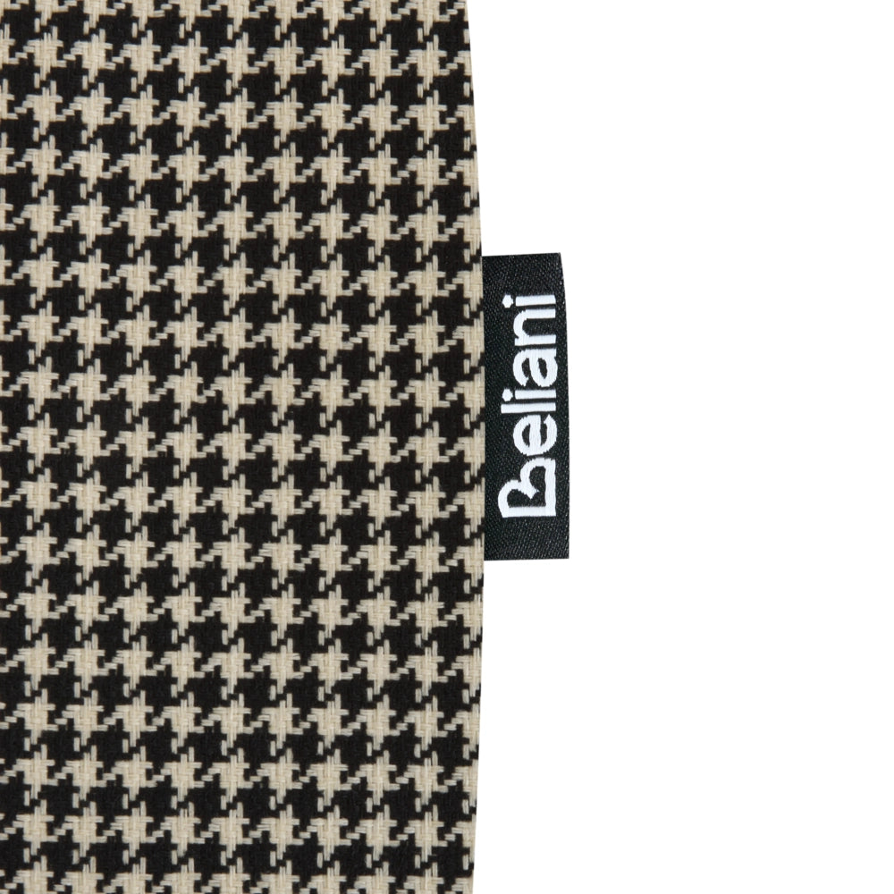 Set di 2 sedie da pranzo in legno scuro, compensato, bianco e nero, tessuto poliestere, pied de poule, gambe in legno di gomma, stile retrò e tradizionale.
