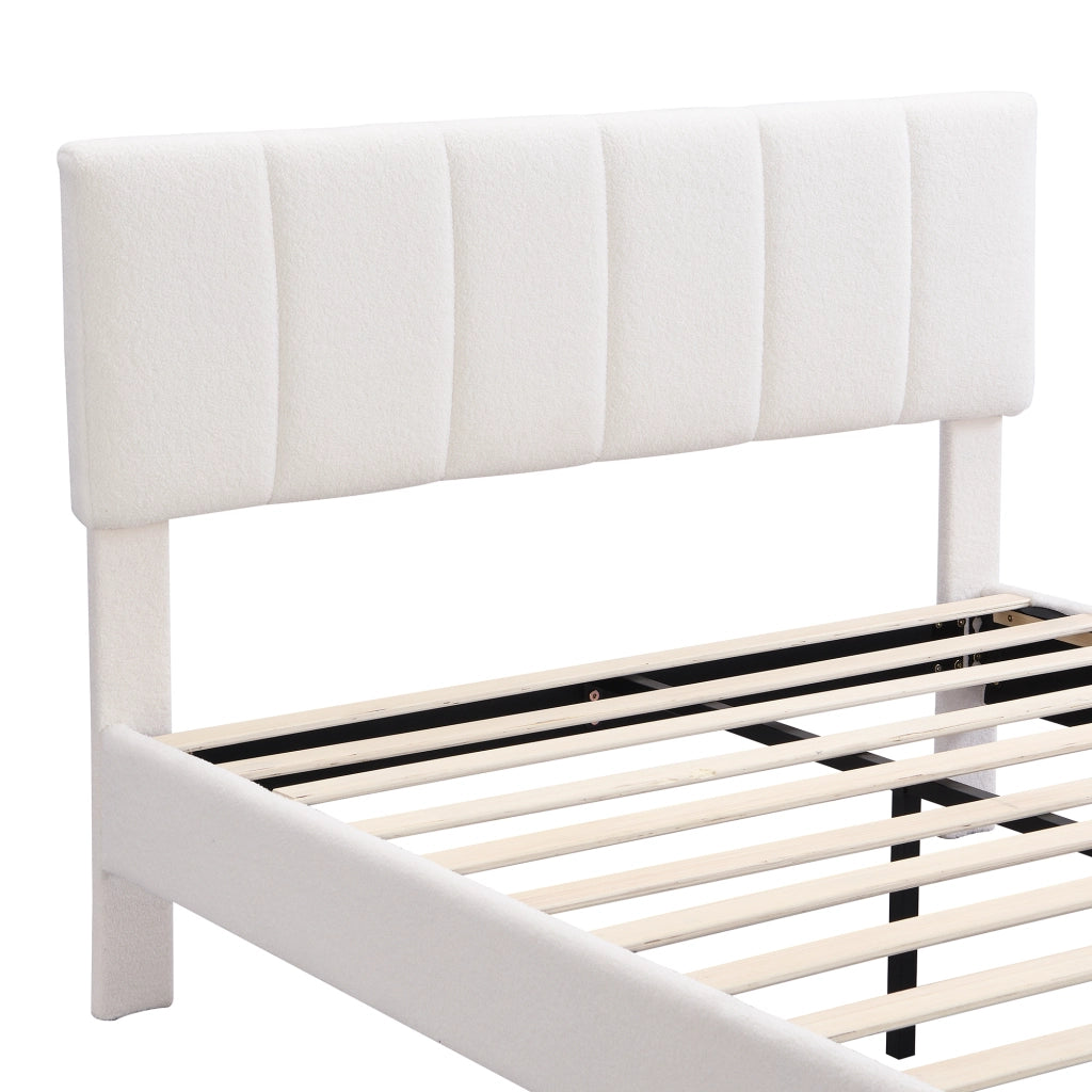 Letto Matrimoniale 140x190 cm; in Sherpa; con Rete a Doghe; Piedini in Ferro; Beige