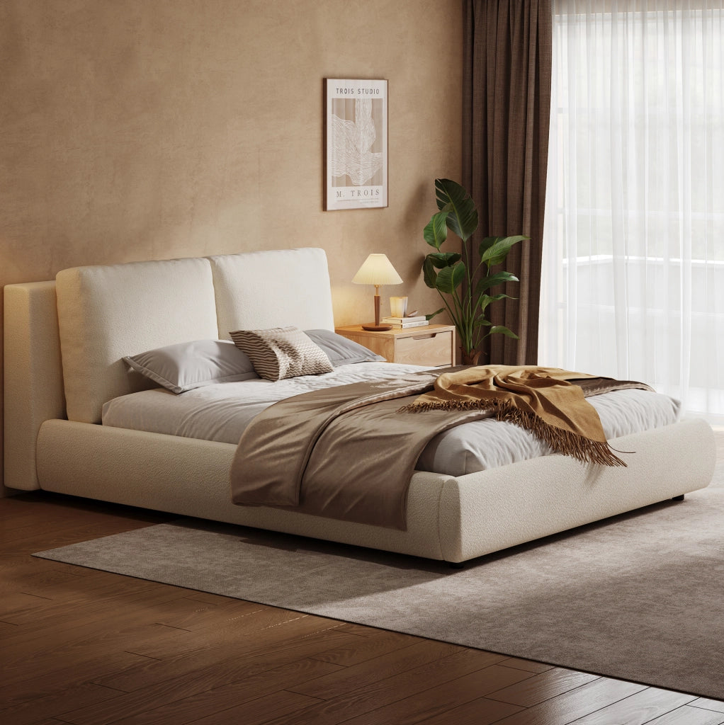 Letto matrimoniale imbottito in bouclé beige con rete inclusa