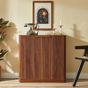 Buffet moderno - Xylo - 120x40x76 cm - Marrone - Pannelli incassati e ripiani regolabili