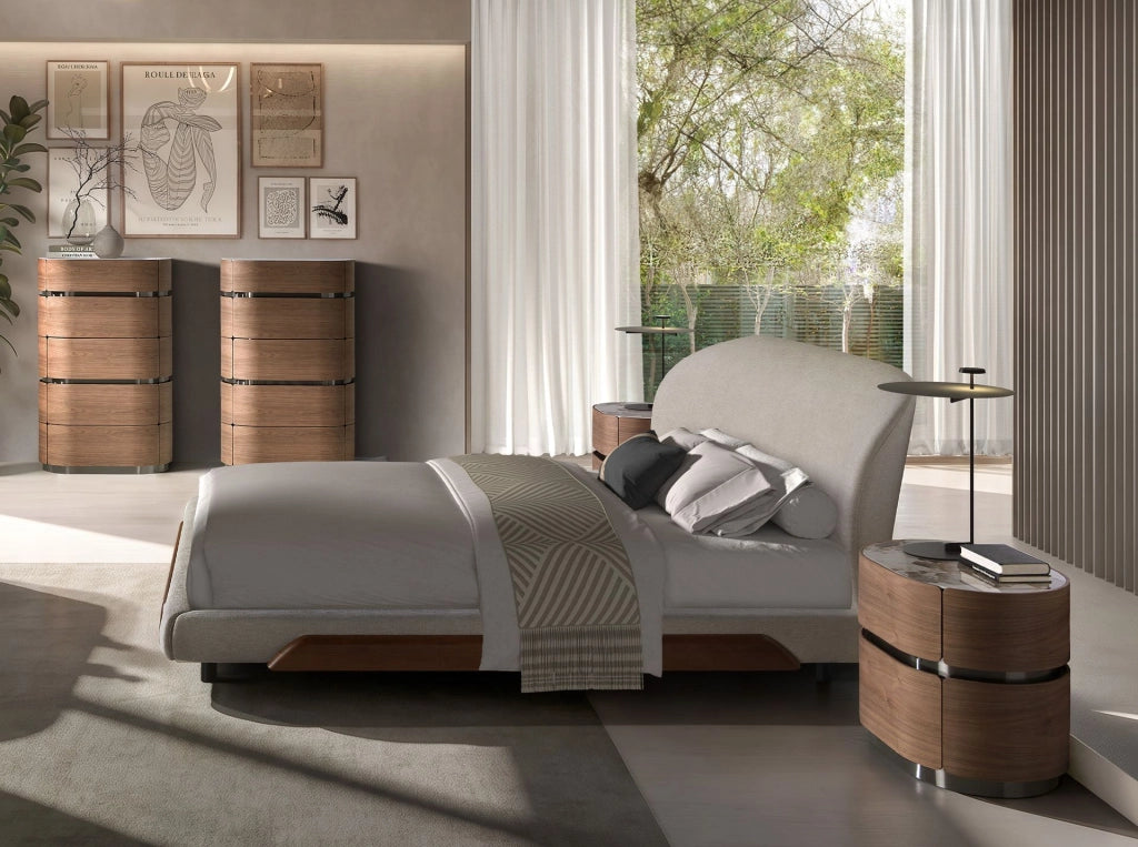 Letto in tessuto grigio chiaro