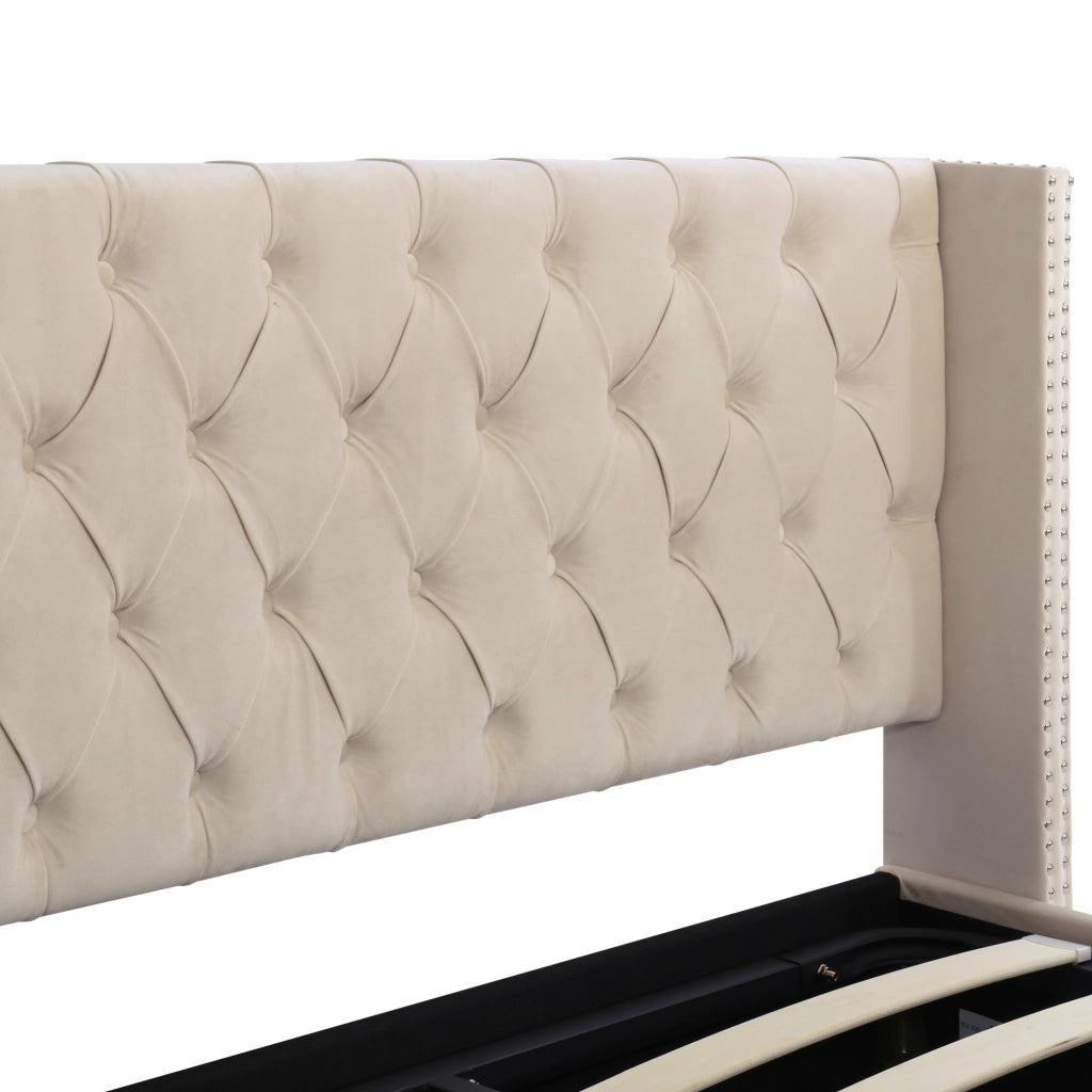Letto imbottito Chesterfield in velluto beige 140x200 con contenitore, rete a doghe e testiera alta