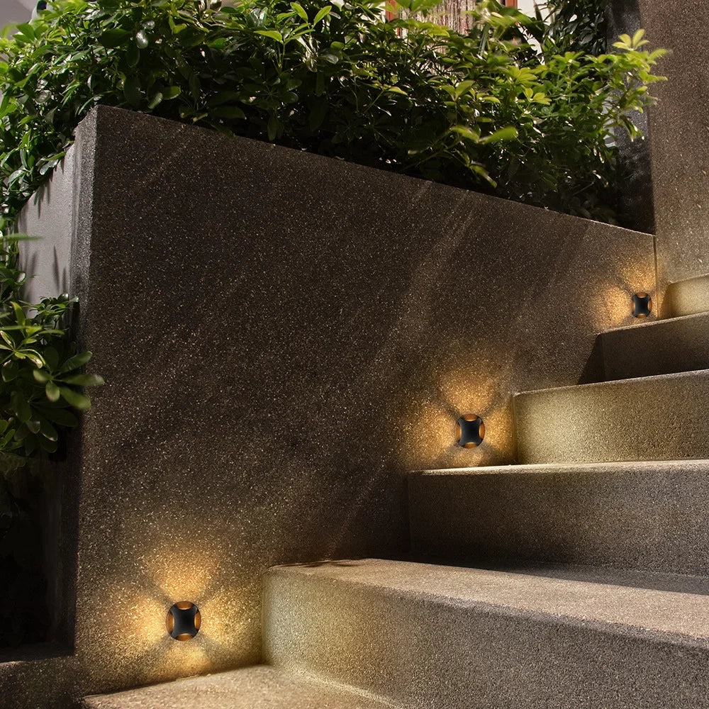 Segnapasso Da Esterno Moderno Biscotti Led Integrato 3W Alluminio Nero Ip65