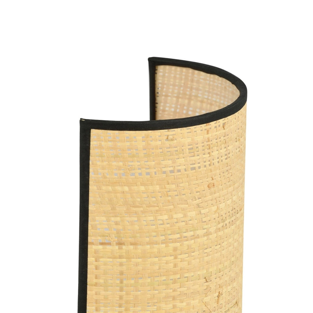 Lampada da parete Aston con paralume in rattan e struttura in acciaio
