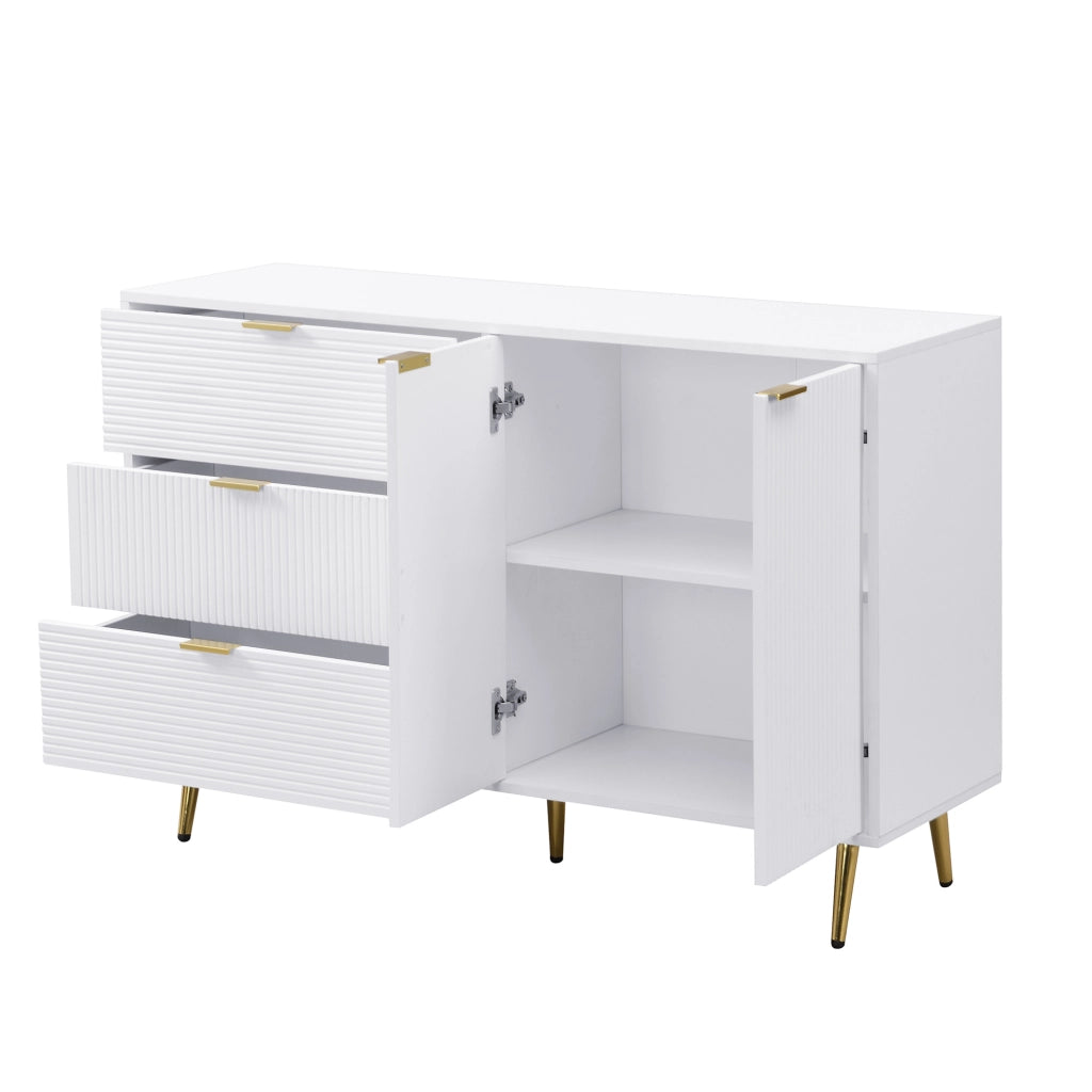 Sideboard bianco in MDF con gambe e maniglie dorate, 120x38x80,5 cm, con ante e 3 cassetti