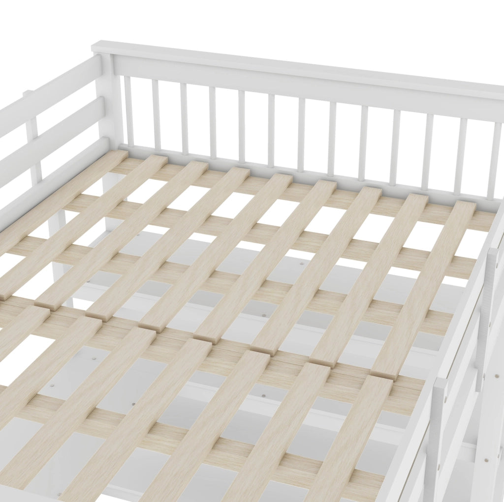 Letto a soppalco 140x200 cm con scrivania e ripiani; pino; bianco (Senza materasso)