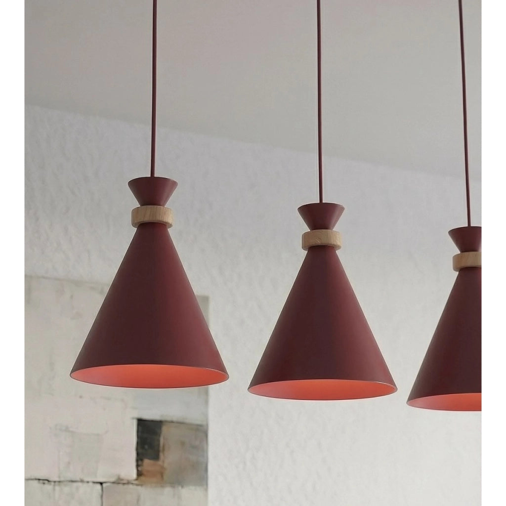 Lampada a sospensione Zero in acciaio bordeaux e legno