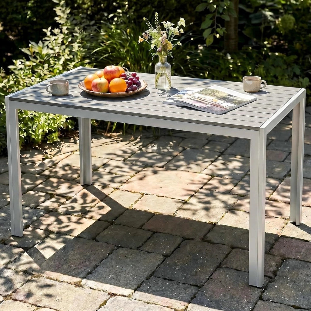 Tavolo da Giardino Moderno in WPC 110 x 70 cm, Tavolo da Pranzo per Esterno per 4-6 Persone, Tavolo da Balcone Salvaspazio in Alluminio, Design Effetto Legno,Grigio Totale