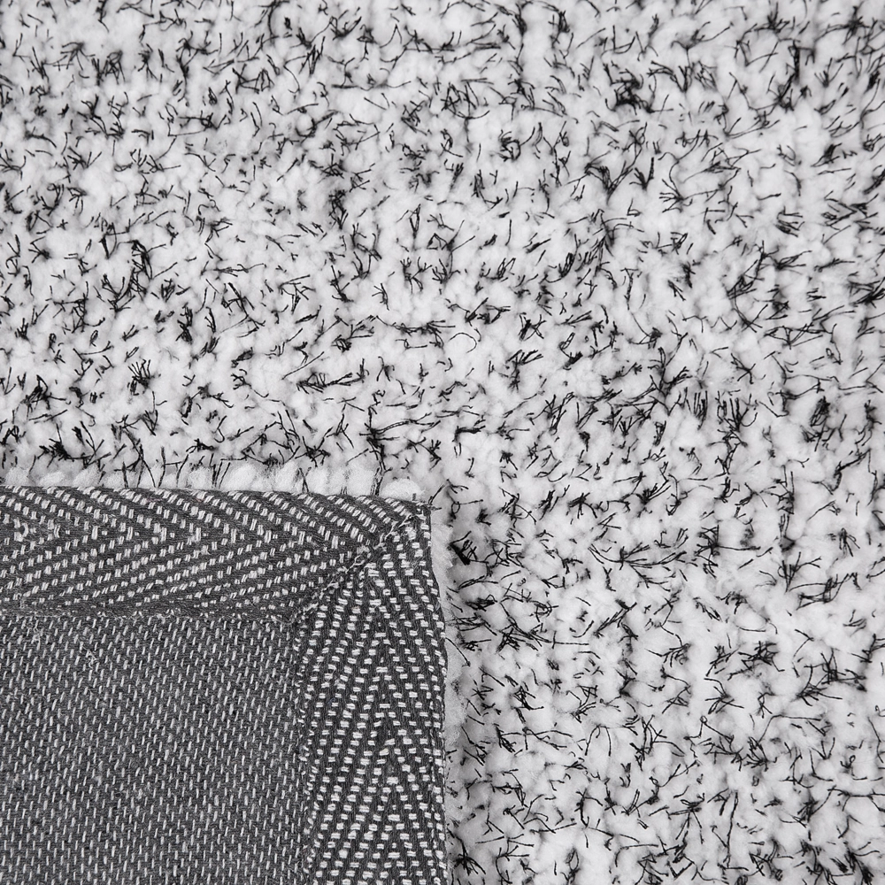 Tappeto shaggy grigio 140 x 200 cm moderno tappeto rettangolare trapuntato a Pelo Lungo