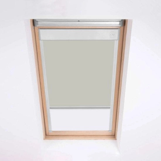 Jaloezie con telaio in alluminio zavorrante con vetro zandsteen e cornice in alluminio argentato
