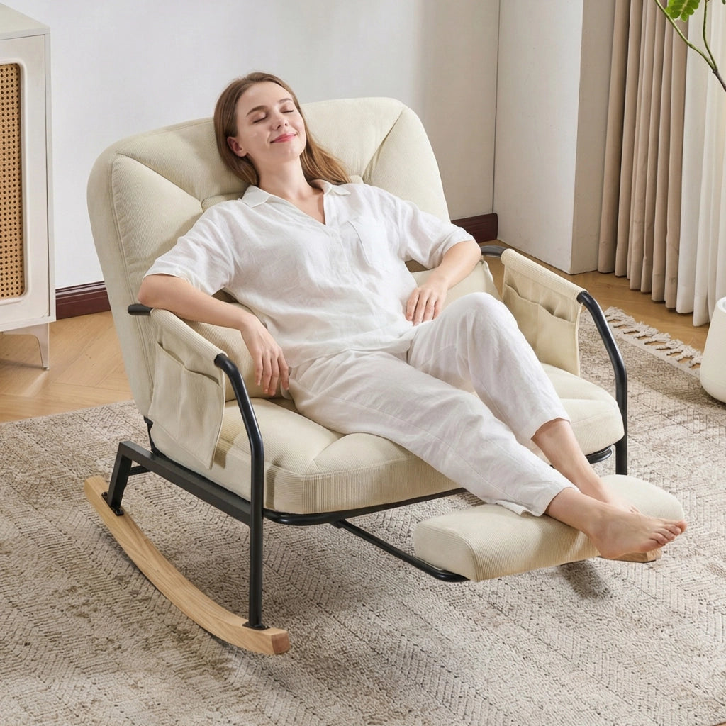 Poltrona a dondolo con schienale reclinabile poggiapiedi e tasche laterali in velluto a coste beige