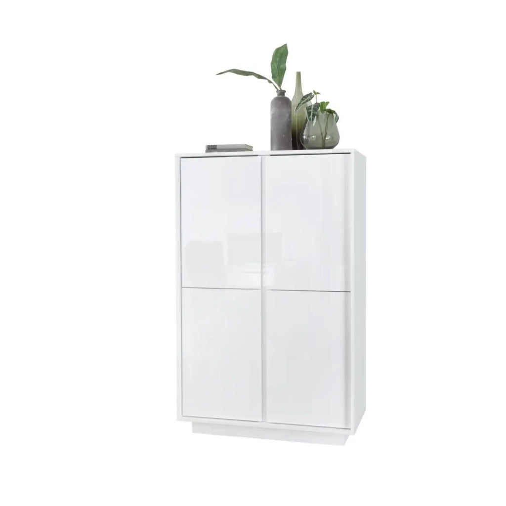 Credenza a 4 porte, collezione CREAM, colore bianco lucido, ideale per una sala da pranzo di design.