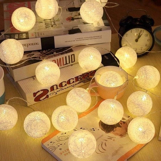 Cavo di illuminazione 20 palline di cotone caldo bianco 33 m illuminazione da batteria balcone finestra festa matrimonio Natale