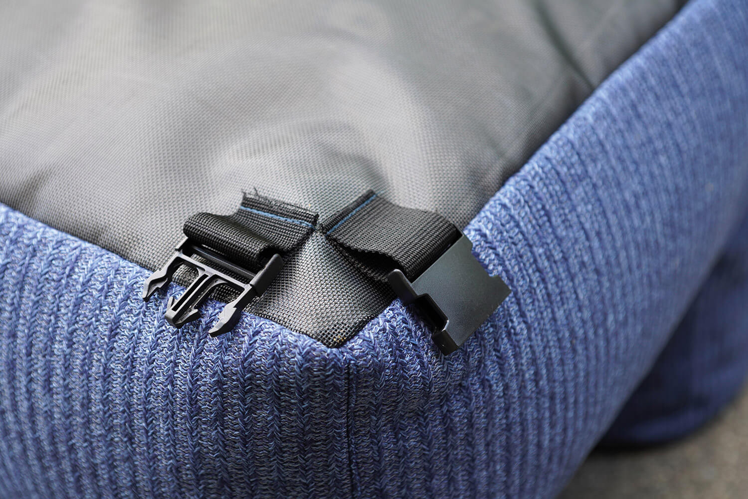 Poltrona Pouf 90x90x66 cm Blu