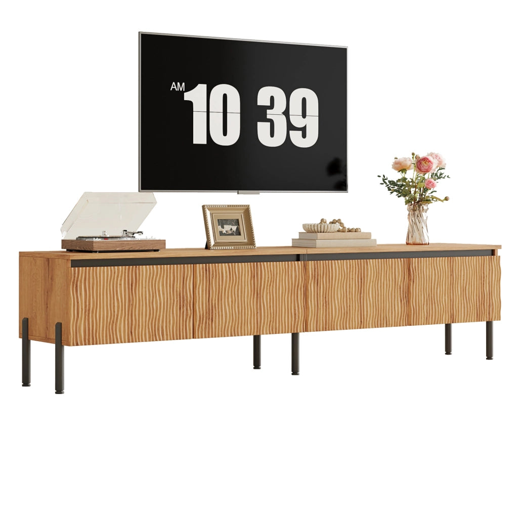Mobile TV 180x35x43 cm con 4 ante a rilievo ondulato e passacavi; in MDF e truciolare; naturale