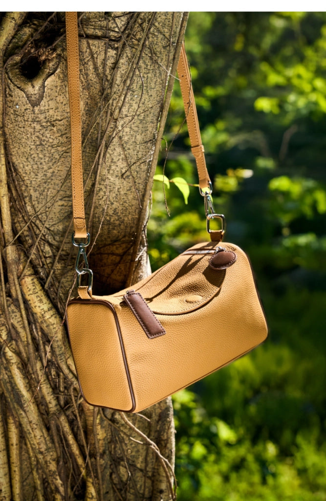 Borsa a tracolla da donna in vera pelle, marrone.