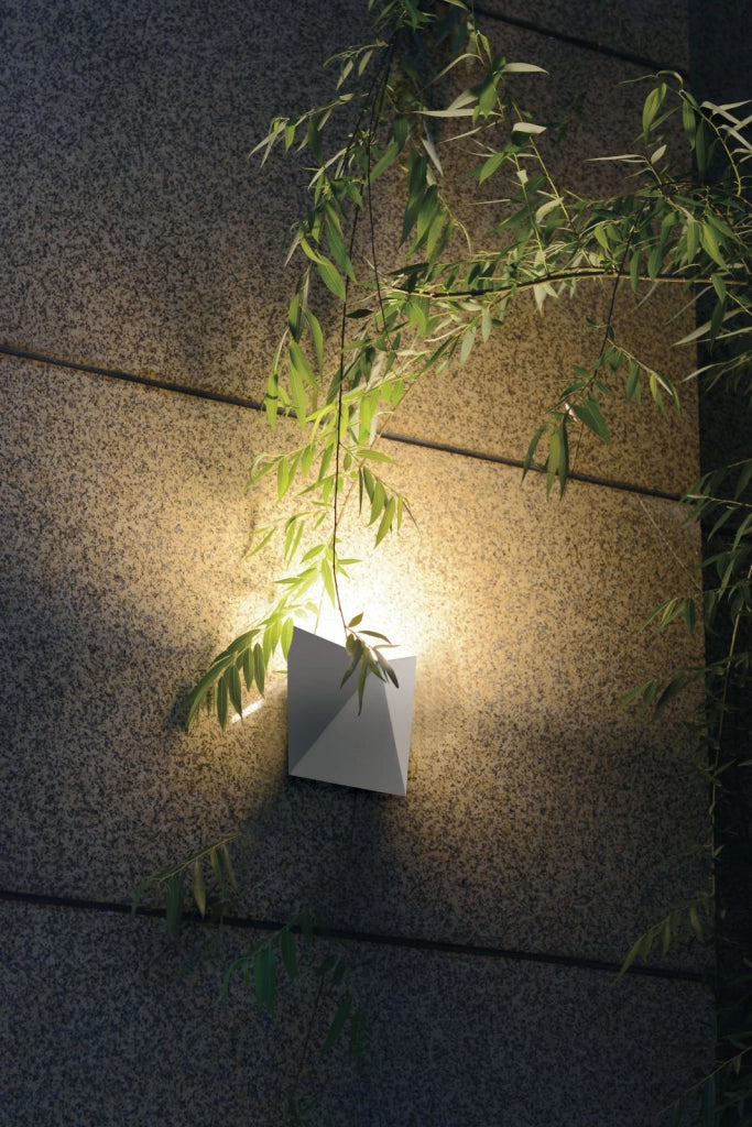 APPLIQUE LED STEALTH BIANCA 6W 580LM CCT 3000K / 4000K  IP54 17X17X7,5CM