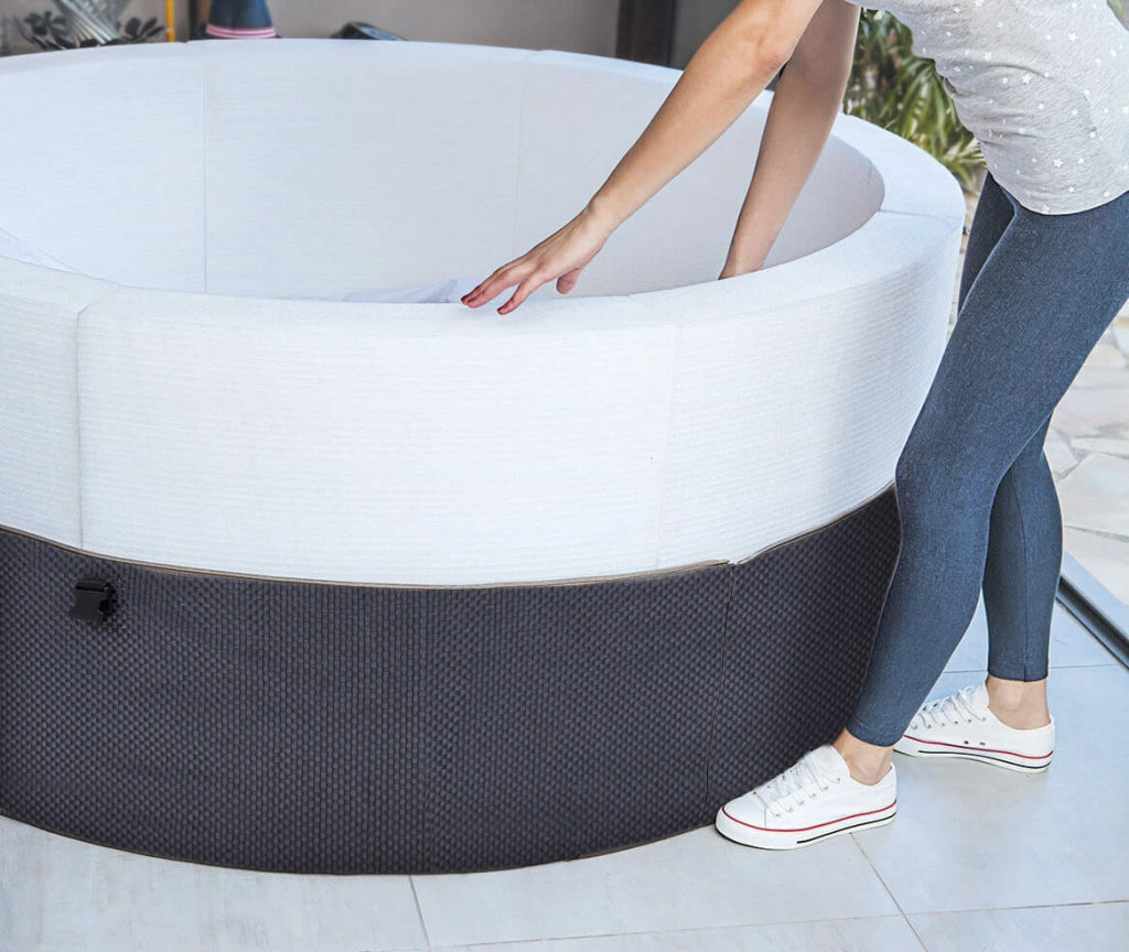 Vasca Idromassaggio da Esterno Semirigida Riscaldata 4 Posti Ø156x70 cm NetSpa Vita Nera