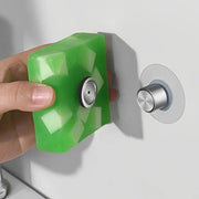 Set di 2 contenitori di sapone magnetici, con viti a gomito per una forte aderenza. Installabile senza forare in bagno o cucina. Realizzato con magneti in acciaio inossidabile.