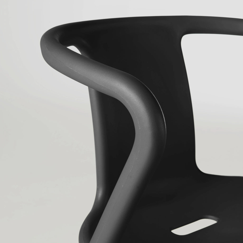 Oviala - Set di 4 sedie in plastica nera