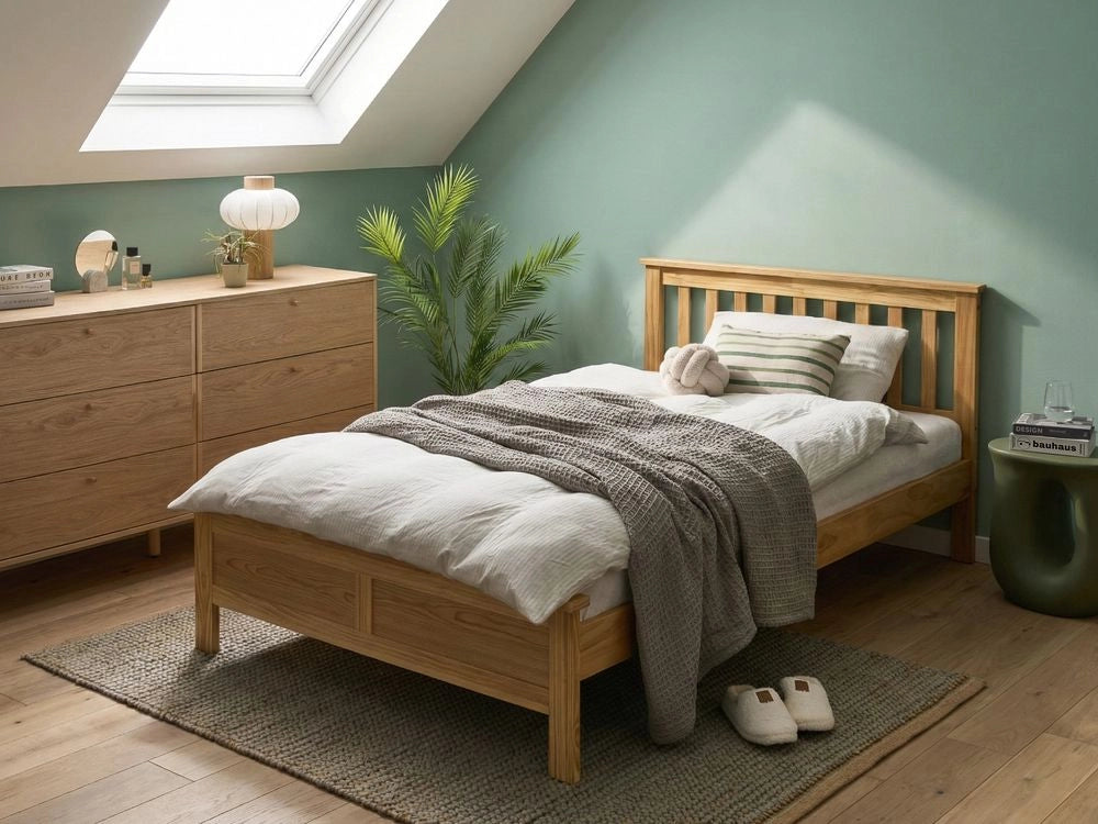 Letto in legno marrone chiaro 120 x 200 cm rete a doghe stile scandinavo tradizionale camera da letto