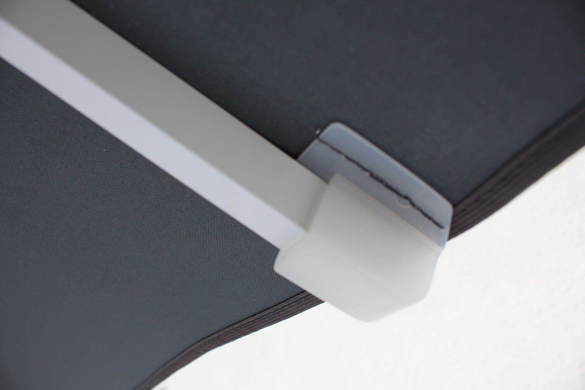 Ombrellone da Giardino 2,25x2,25 m Palo Ø40 mm in Alluminio Maffei Kronos Antracite