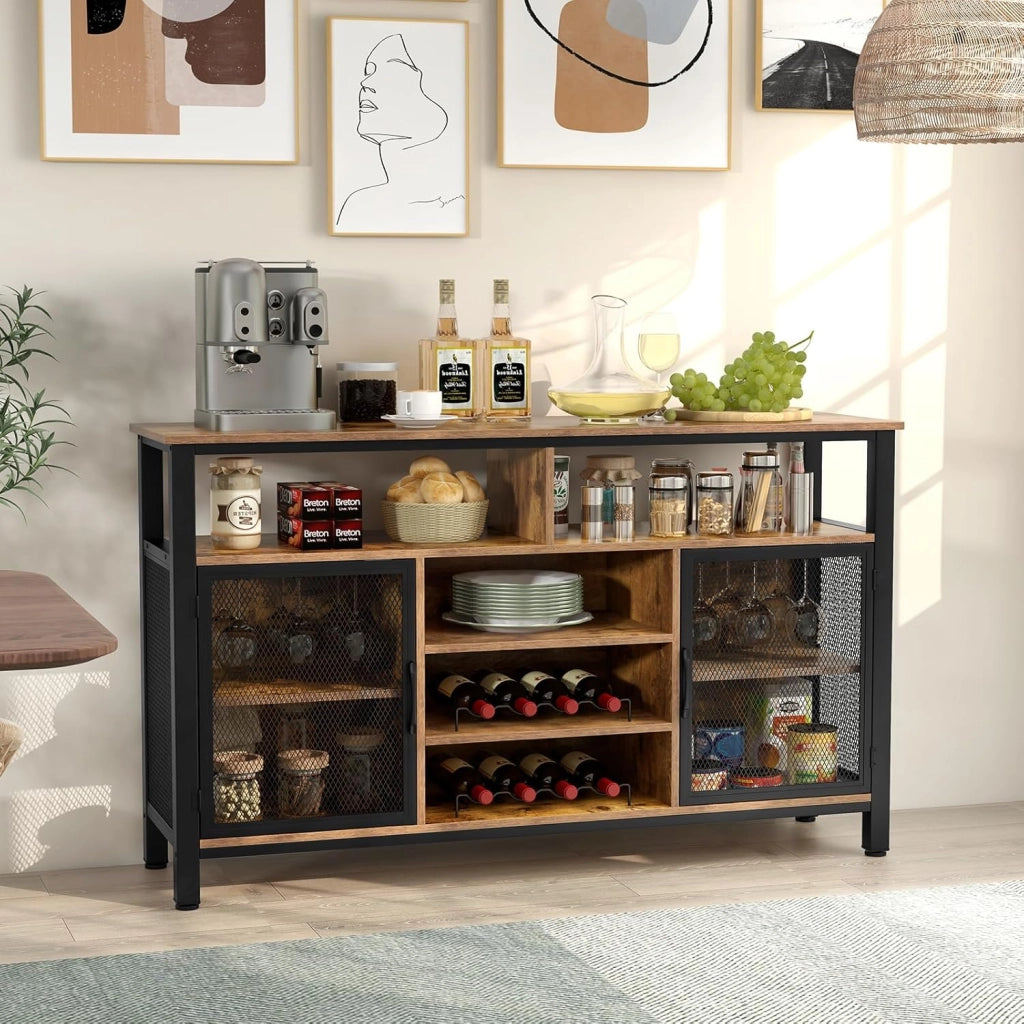 Credenza da Buffet, Mobilellto da Cucina con Portabottiglie e Portabicchieri, Porta TV per TV fino a 60" con 2 Armadietti con Anta, 3 Ripiani e 2 Scomparti Aperti, Nero/Grigio(Marrone)