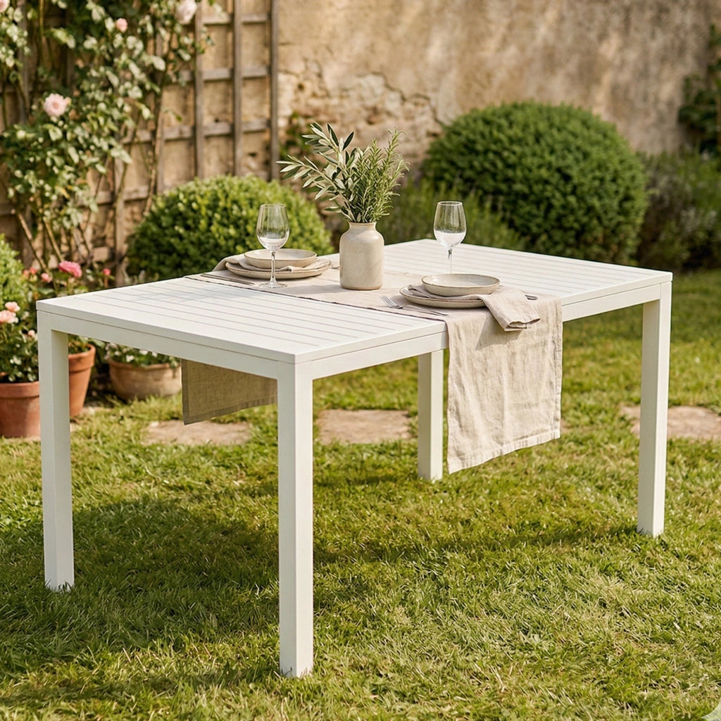 Tavolo da esterno Askia, Ripiano rettangolare da pranzo, Tavolo da giardino multiuso, 100% Made in Italy, 150x90h72 Cm, Bianco
