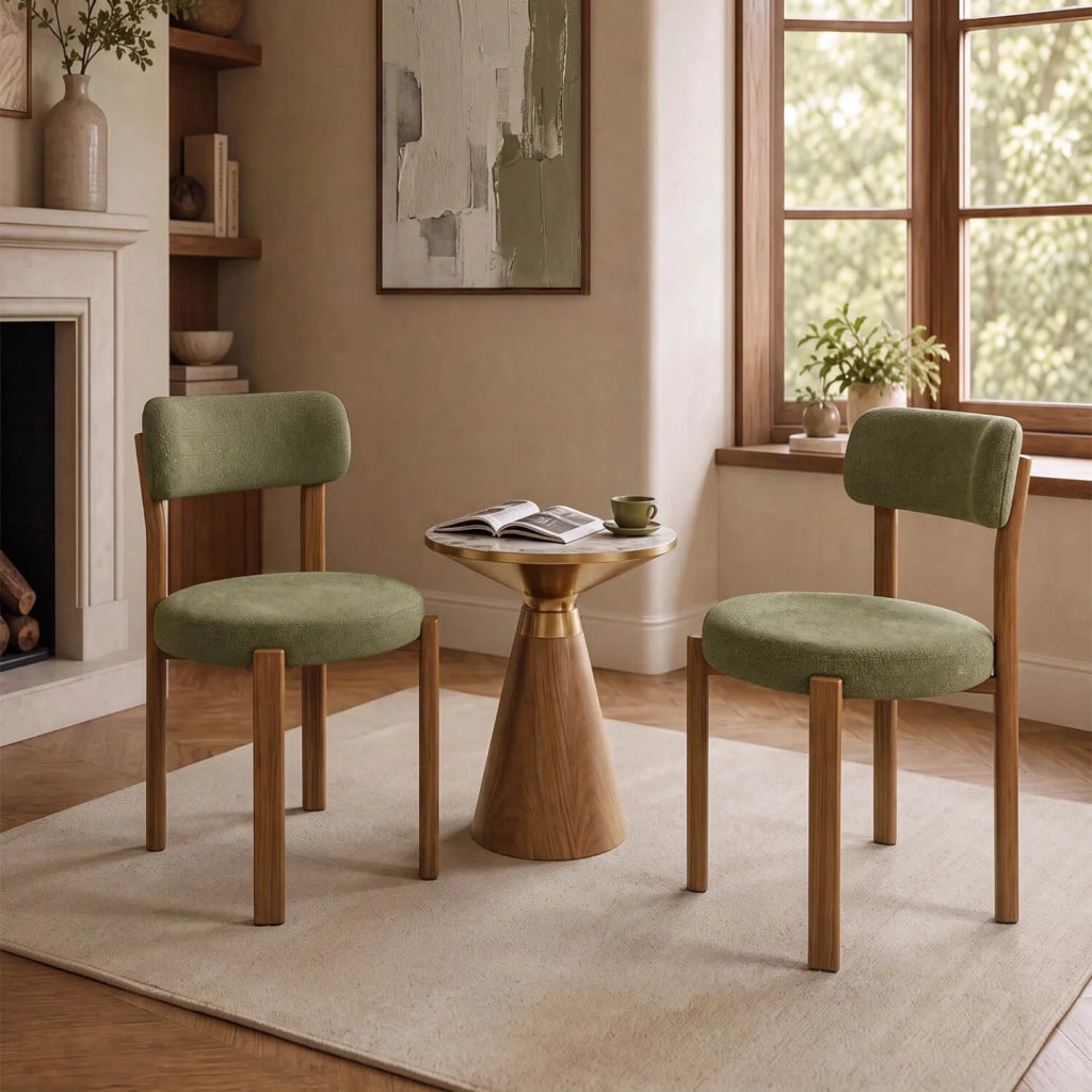 IDMarket - Set di 4 sedie NELLA in tessuto ciniglia verde con gambe in noce per la sala da pranzo