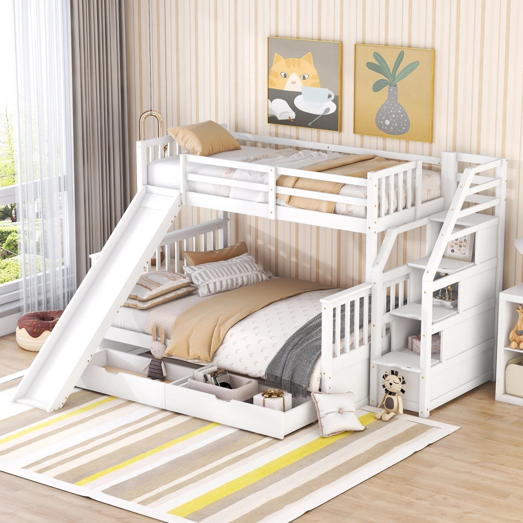 Letto a castello 90×200 e 140×200 con 2 cassetti; vani contenitore e scivolo; senza materasso; bianco