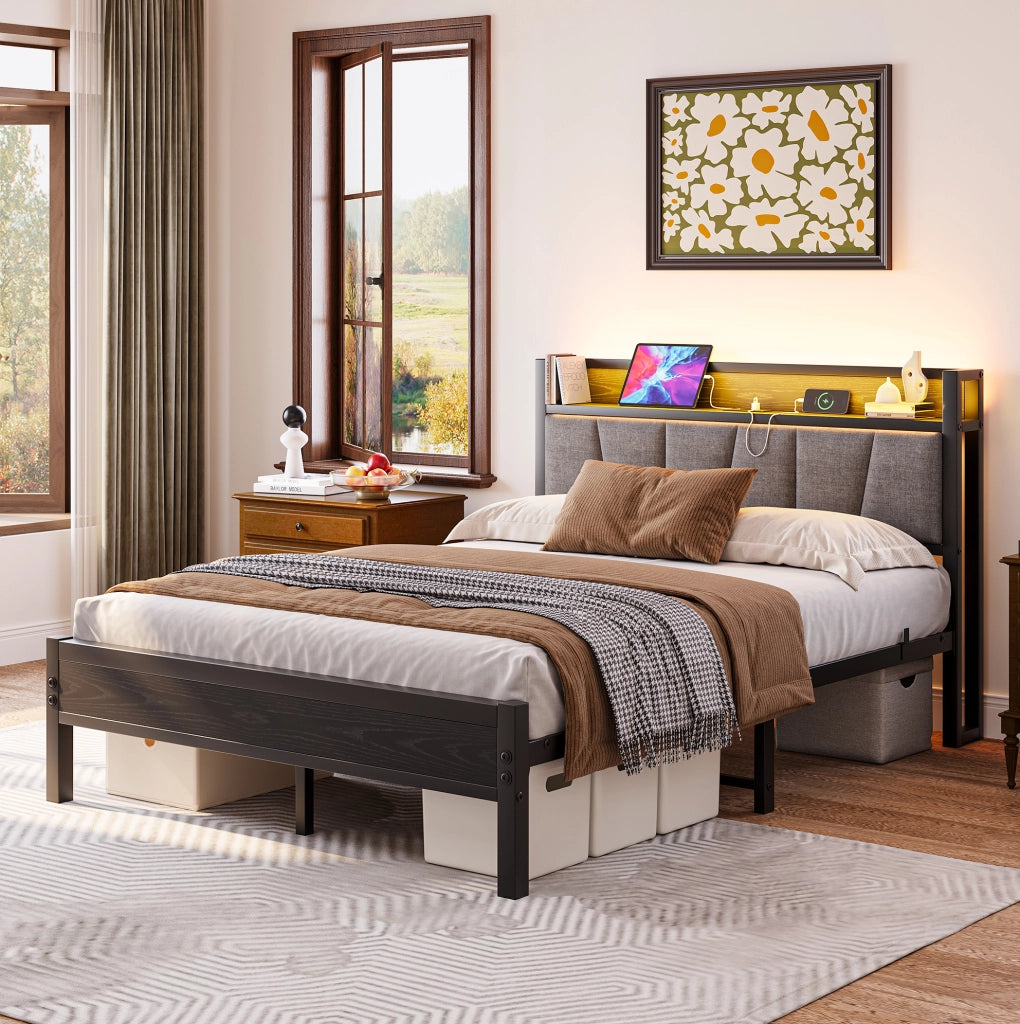 Letto matrimoniale 140x190 cm con LED; testiera contenitore e ricarica USB; nero
