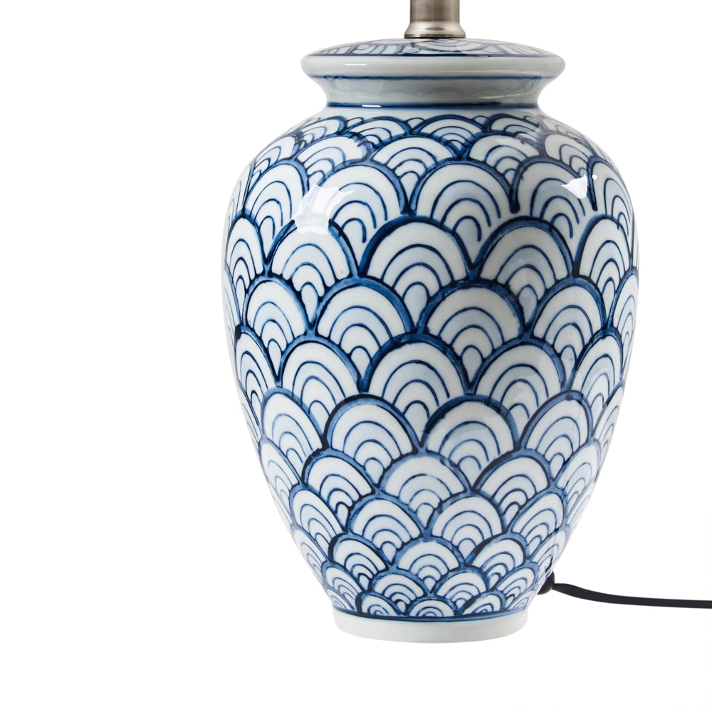 Lampada da tavolo Base in porcellana blu e bianca Paralume in lino ornato da un motivo Illuminazione Soggiorno Camera da letto